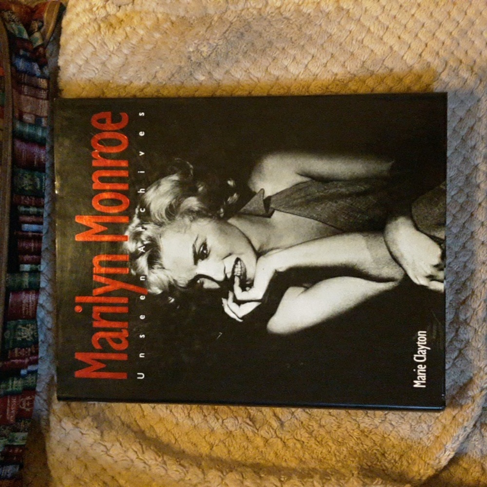 Marilyn Monroe Unseen Archives Book